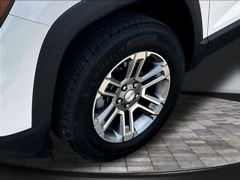Used 2025 GMC Terrain Elevation AWD/4WD image 37