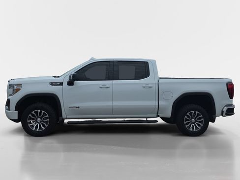 Used 2022 GMC Sierra 1500 AT4 w/ AT4 Preferred Package AWD/4WD image 2