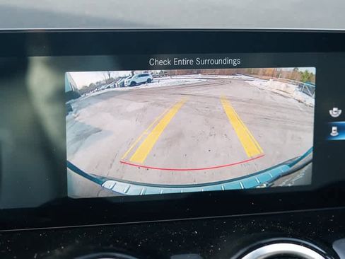 Used 2022 Mercedes-Benz GLA 250 4MATIC image 26