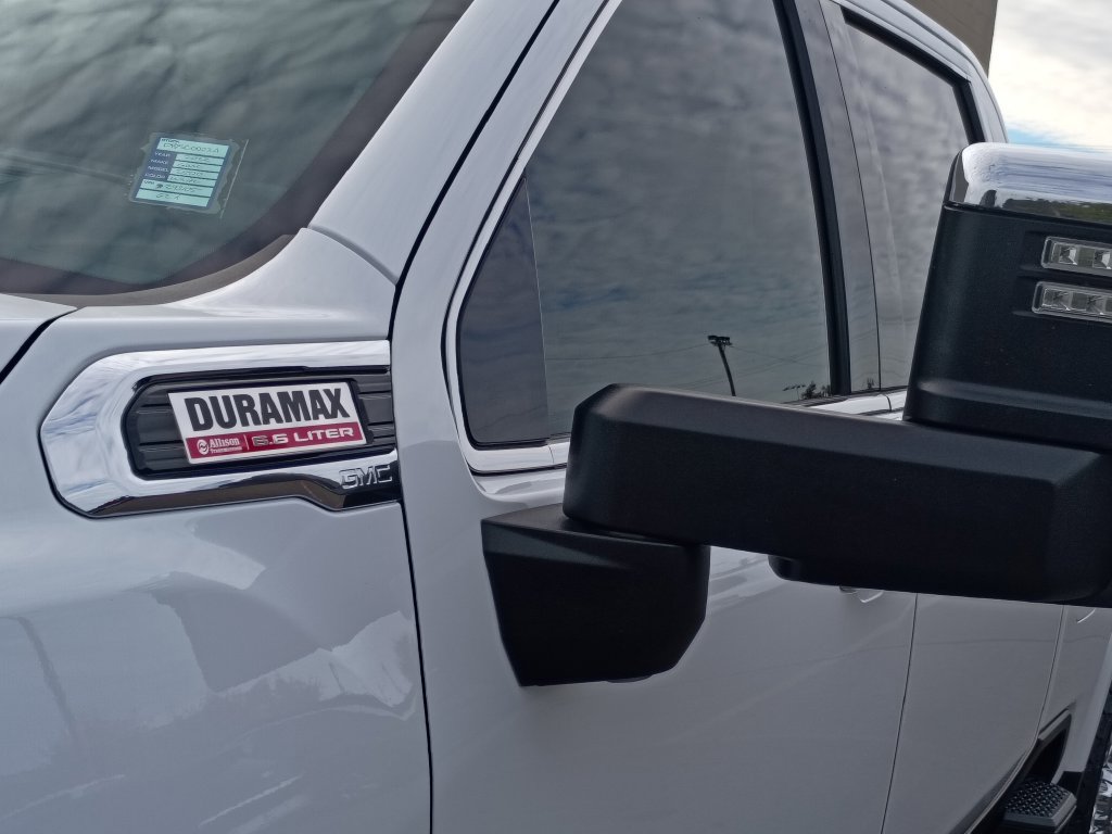 Used 2022 GMC Sierra 2500 Denali w/ Denali Ultimate Package AWD/4WD image 13