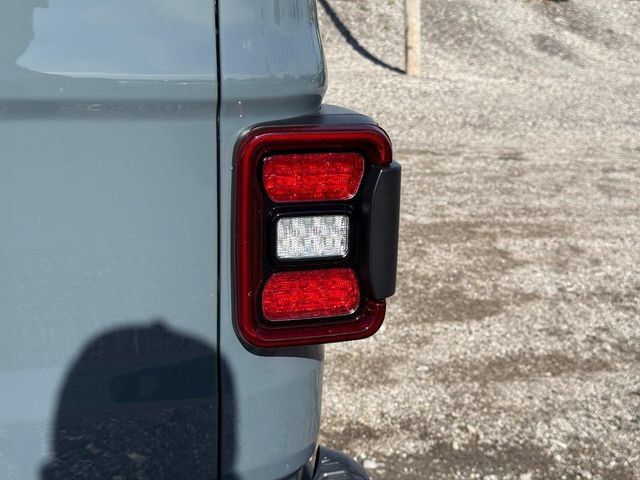 New 2026 Jeep Gladiator Mojave AWD/4WD image 5