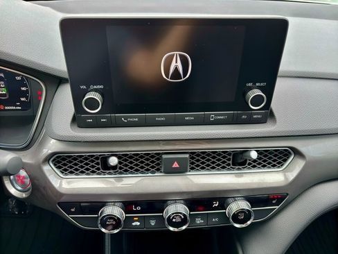 New 2025 Acura Integra image 14