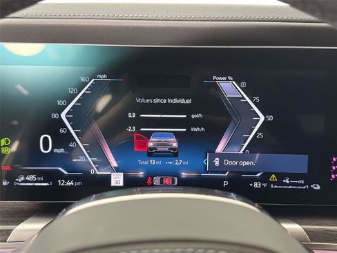 New 2026 BMW 750e xDrive AWD/4WD image 10