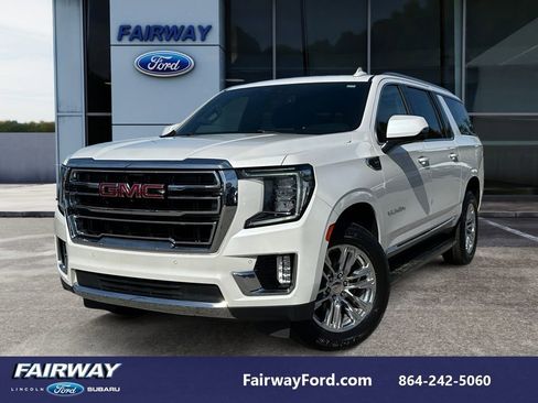 Used 2022 GMC Yukon XL SLT w/ SLT Premium Package image 1