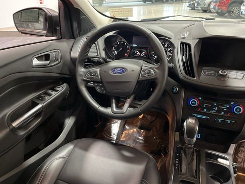 Used 2019 Ford Escape SEL image 15