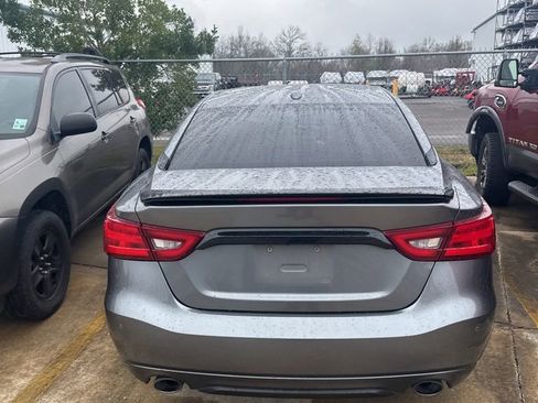Used 2018 Nissan Maxima SR w/ Midnight Edition image 7