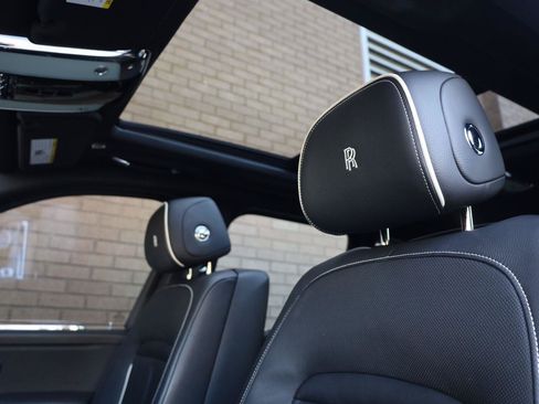 Used 2019 Rolls-Royce Cullinan AWD/4WD image 22