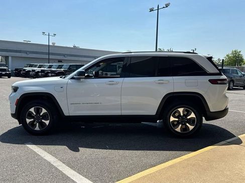 Used 2022 Jeep Grand Cherokee Limited 4xe w/ Luxury Tech Group II image 27