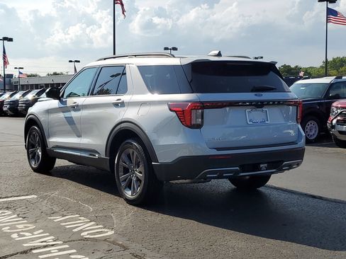 New 2026 Ford Explorer Active w/ Active Comfort Package image 3