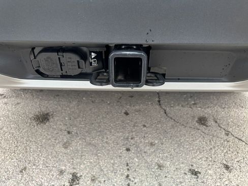 New 2026 Ford Explorer Active w/ Active Comfort Package image 9