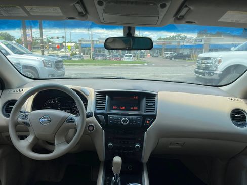 Used 2014 Nissan Pathfinder S FWD image 11