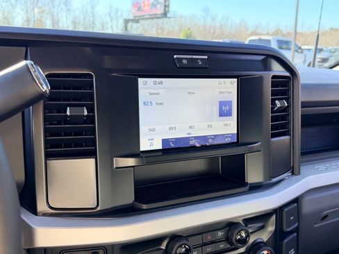 New 2026 Ford F250 XL w/ FX4 Off-Road Package AWD/4WD image 23