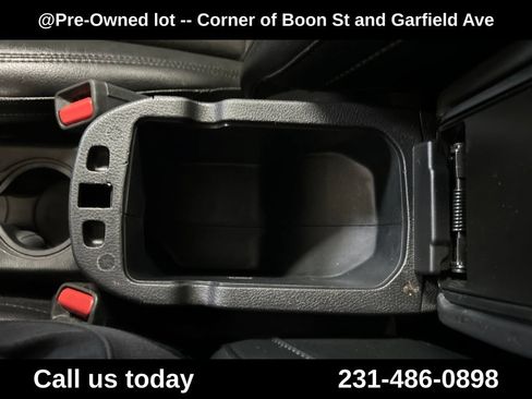 Used 2020 Jeep Compass Latitude AWD/4WD image 25