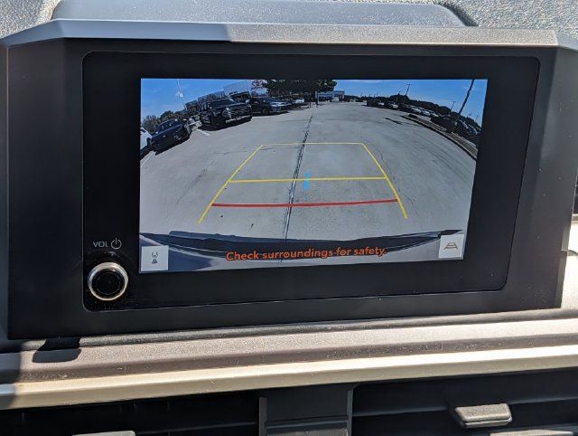 Used 2024 Toyota Tacoma SR5 AWD/4WD image 19
