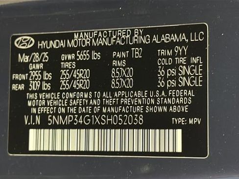 Used 2025 Hyundai Santa Fe Limited image 36