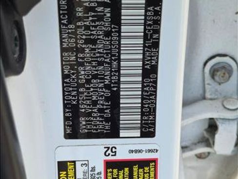 Used 2018 Toyota Camry SE w/ Audio Package FWD image 21