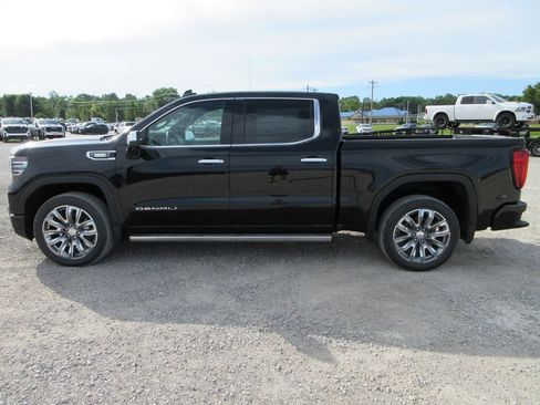New 2026 GMC Sierra 1500 Denali AWD/4WD image 11
