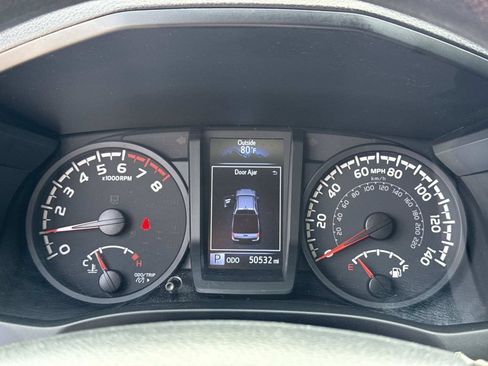 Used 2023 Toyota Tacoma SR AWD/4WD image 27