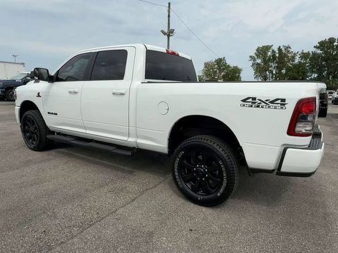 Used 2021 RAM 2500 Big Horn w/ Night Edition AWD/4WD image 6