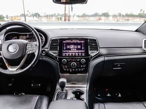 Used 2019 Jeep Grand Cherokee Limited w/ Luxury Group II RWD image 15