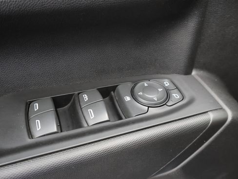 Used 2019 Chevrolet Silverado 1500 Custom Trail Boss w/ Custom Convenience Package AWD/4WD image 39
