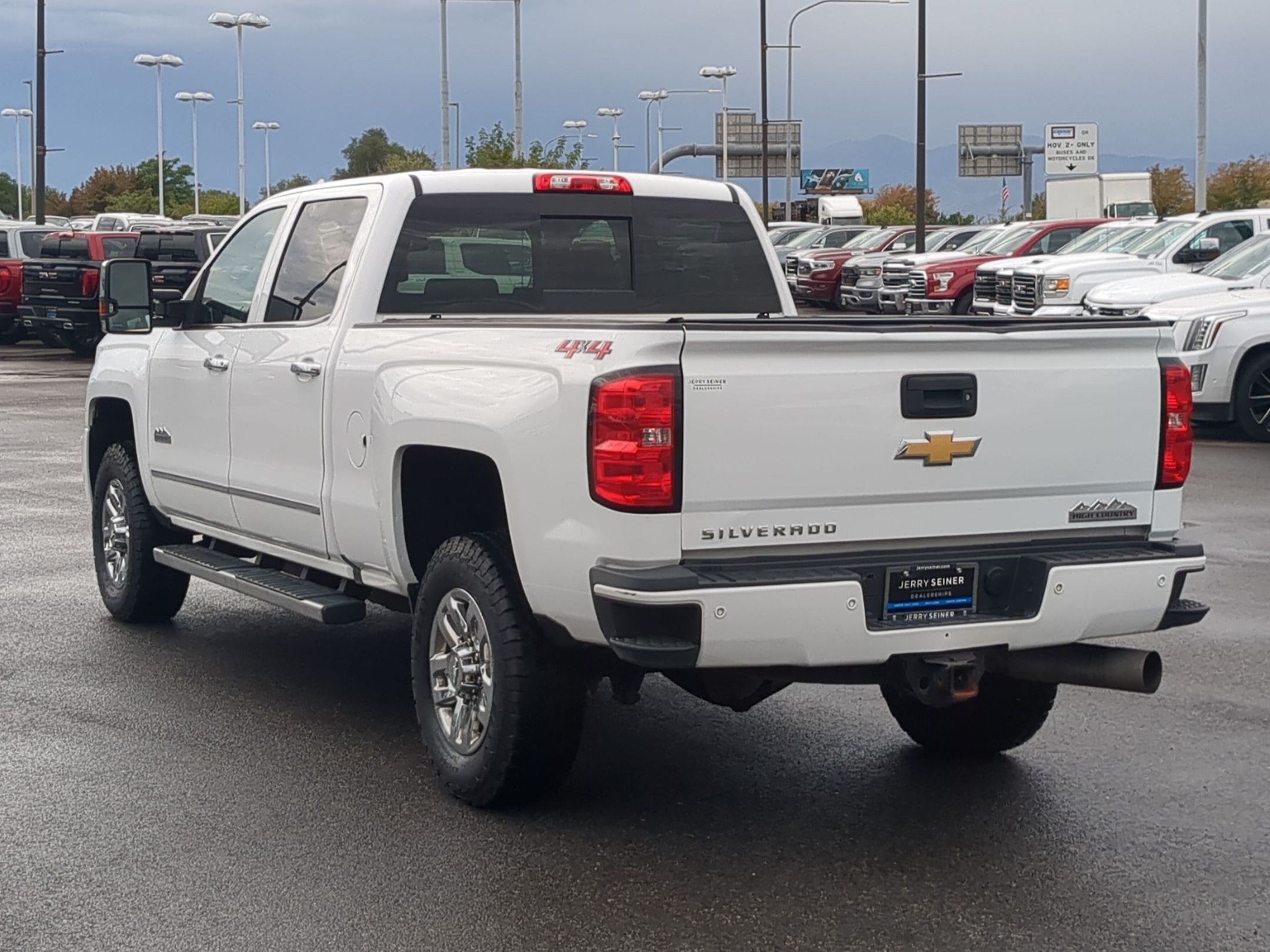 Certified 2019 Chevrolet Silverado 3500 High Country w/ Duramax Plus Package AWD/4WD image 4