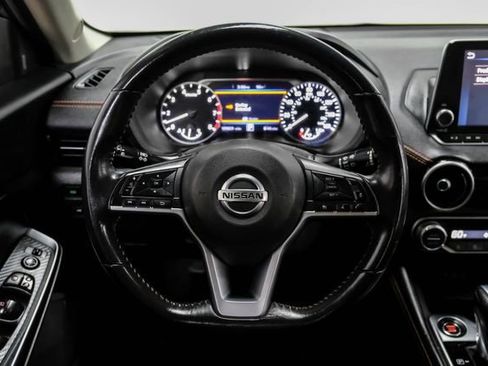 Used 2020 Nissan Sentra SR w/ Lighting Package image 17