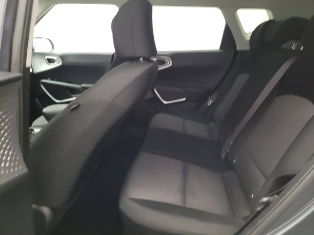 Used 2020 Kia Soul LX FWD image 18