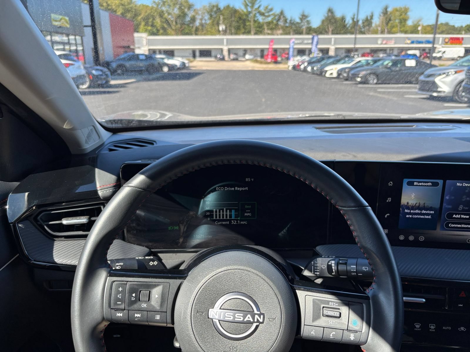 Used 2026 Nissan Kicks SR FWD image 32