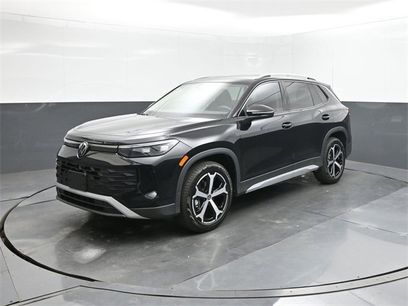 New 2025 Volkswagen Tiguan SE