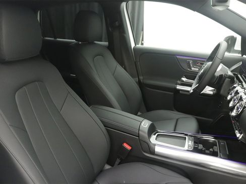 New 2026 Mercedes-Benz GLA 250 image 9