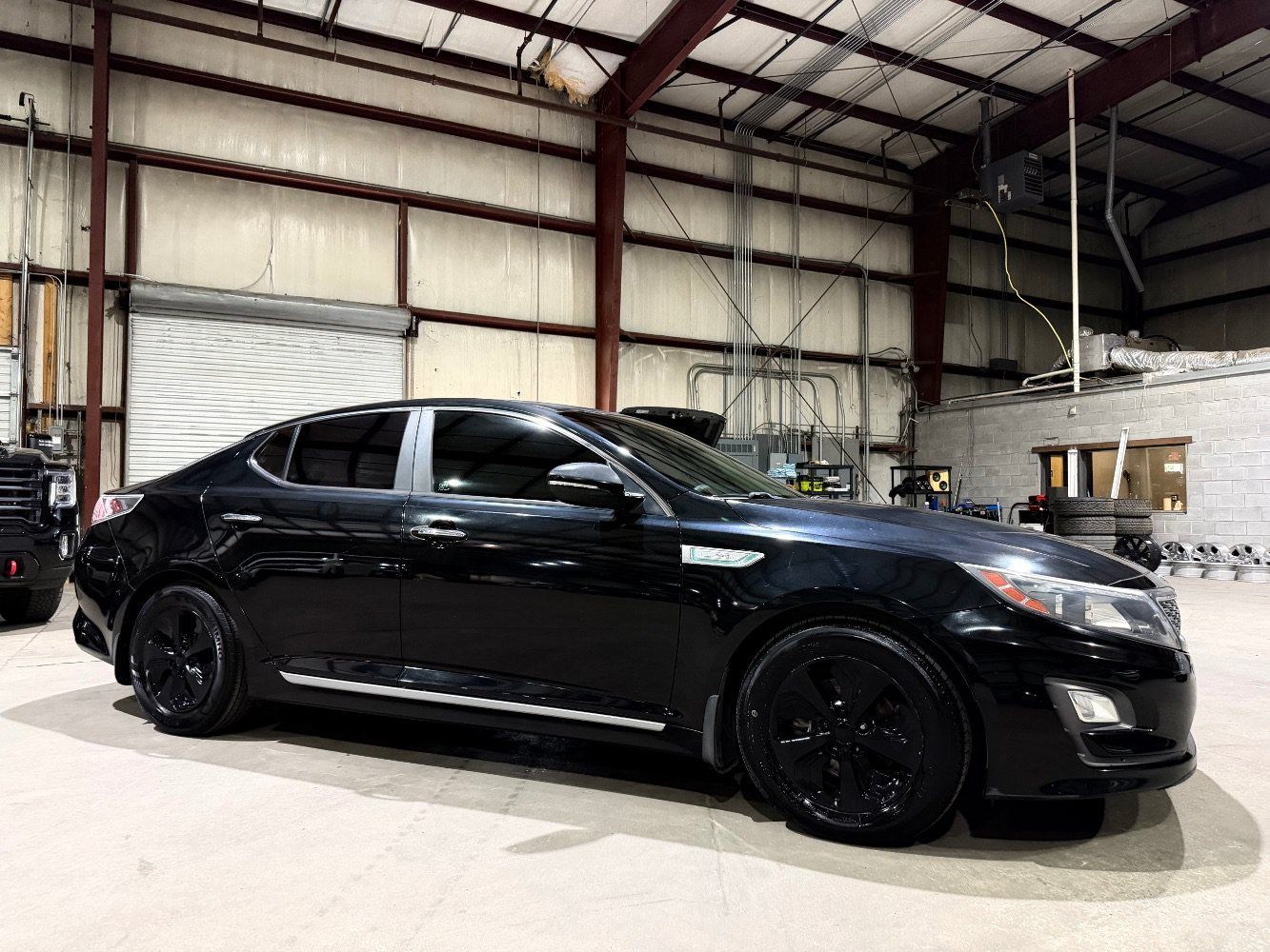 Used 2015 Kia Optima LX w/ Hybrid Convenience Package FWD image 3