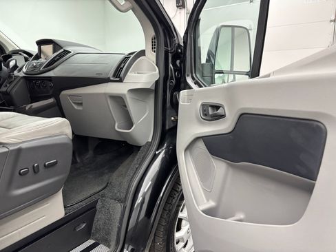 Used 2015 Ford Transit 150 130 Low Roof w/ Exterior Upgrade Package RWD image 21
