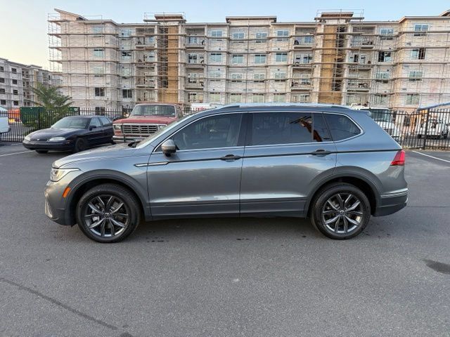 Used 2022 Volkswagen Tiguan SE AWD/4WD image 5