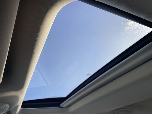 Used 2014 INFINITI QX60 AWD w/ Premium Plus Package image 7