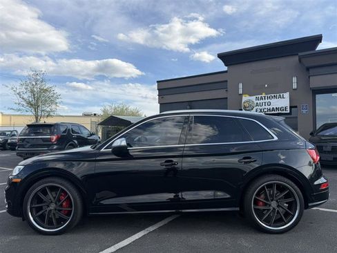 Used 2018 Audi SQ5 Prestige w/ Prestige Package AWD/4WD image 3