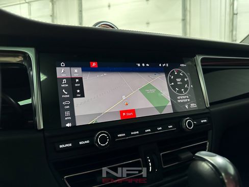Used 2020 Porsche Macan S AWD/4WD image 30