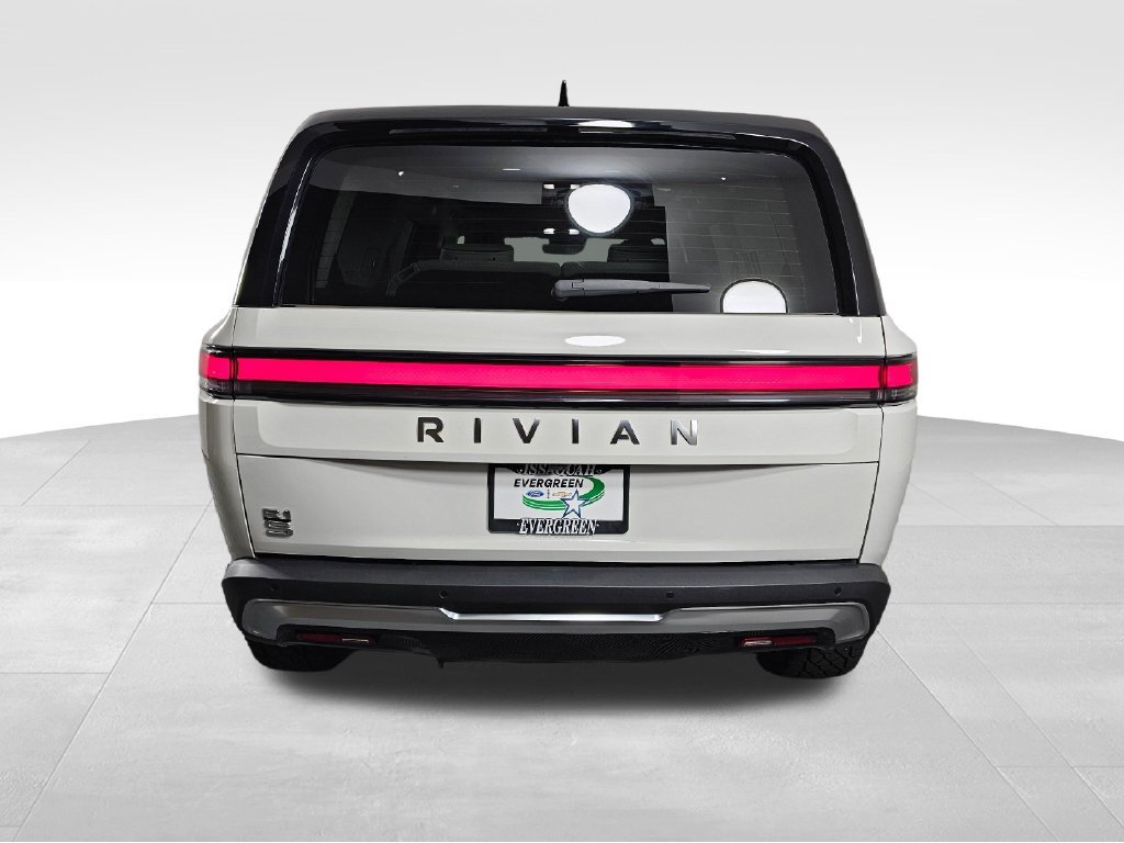 Used 2024 Rivian R1S Adventure Dual AWD/4WD image 6
