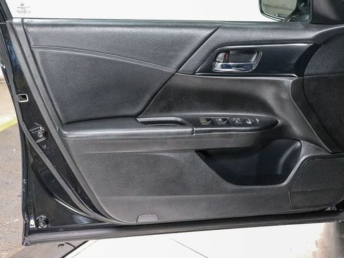 Used 2013 Honda Accord Sport image 22