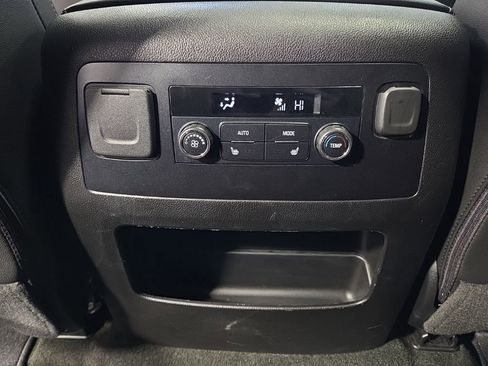 Used 2018 Chevrolet Tahoe Premier w/ RST 6.2L Performance Edition image 35