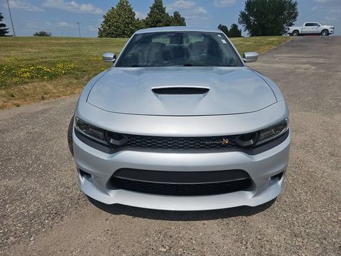 Used 2019 Dodge Charger Scat Pack w/ Navigation & Travel Group RWD image 8
