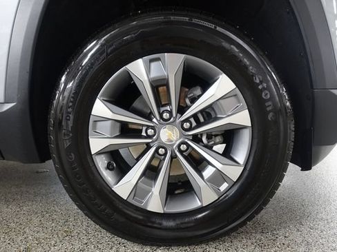 Used 2025 Chevrolet Equinox LT FWD image 25
