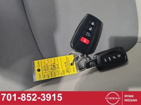 Used 2021 Toyota RAV4 XLE Premium AWD/4WD image 25