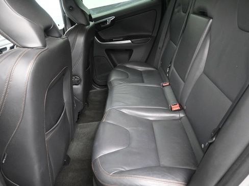 Used 2015 Volvo XC60 T6 Premier Plus AWD/4WD image 13