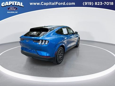 Certified 2025 Ford Mustang Mach-E Premium AWD/4WD image 8