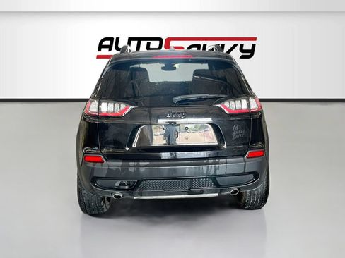 Used 2022 Jeep Cherokee Latitude AWD/4WD image 6