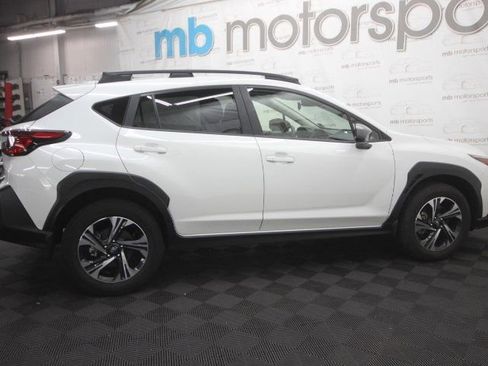 Used 2024 Subaru Crosstrek 2.0i Premium image 7