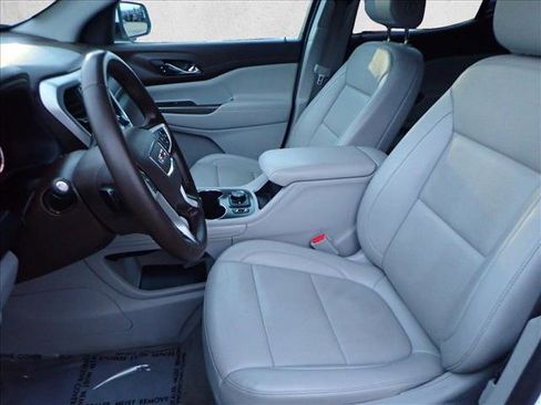 Used 2023 GMC Acadia SLT image 12