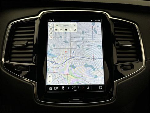 Certified 2024 Volvo XC90 T8 Ultimate w/ Protection Package Premier image 18