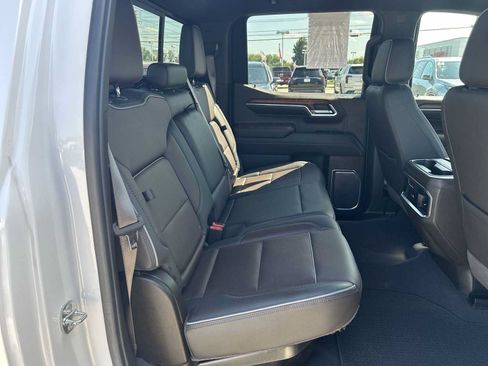 Used 2023 GMC Sierra 1500 Denali w/ Technology Package AWD/4WD image 27